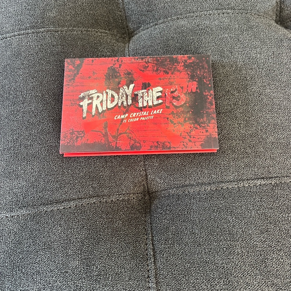 Friday the 13th Eyeshadow Palette - Red and Black